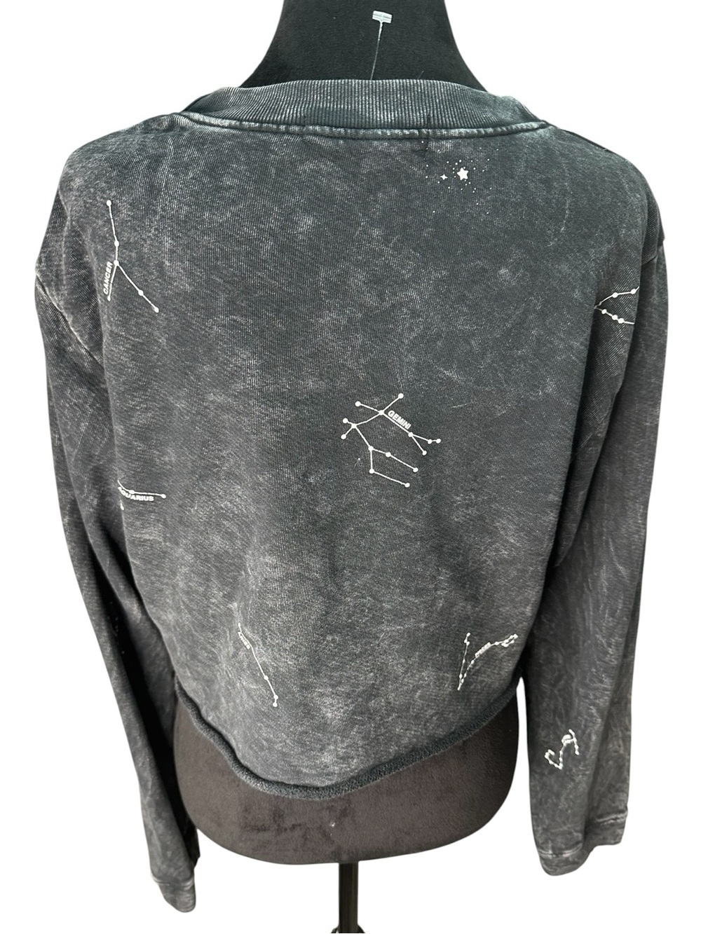 SoulCycle Casey Cropped Astrology Sweatshirt – Black/Gray – Size XS - Picture 5 of 9